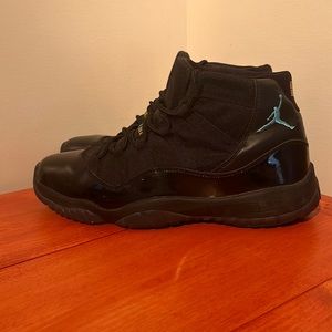 Jordan 11s men size 11.5
